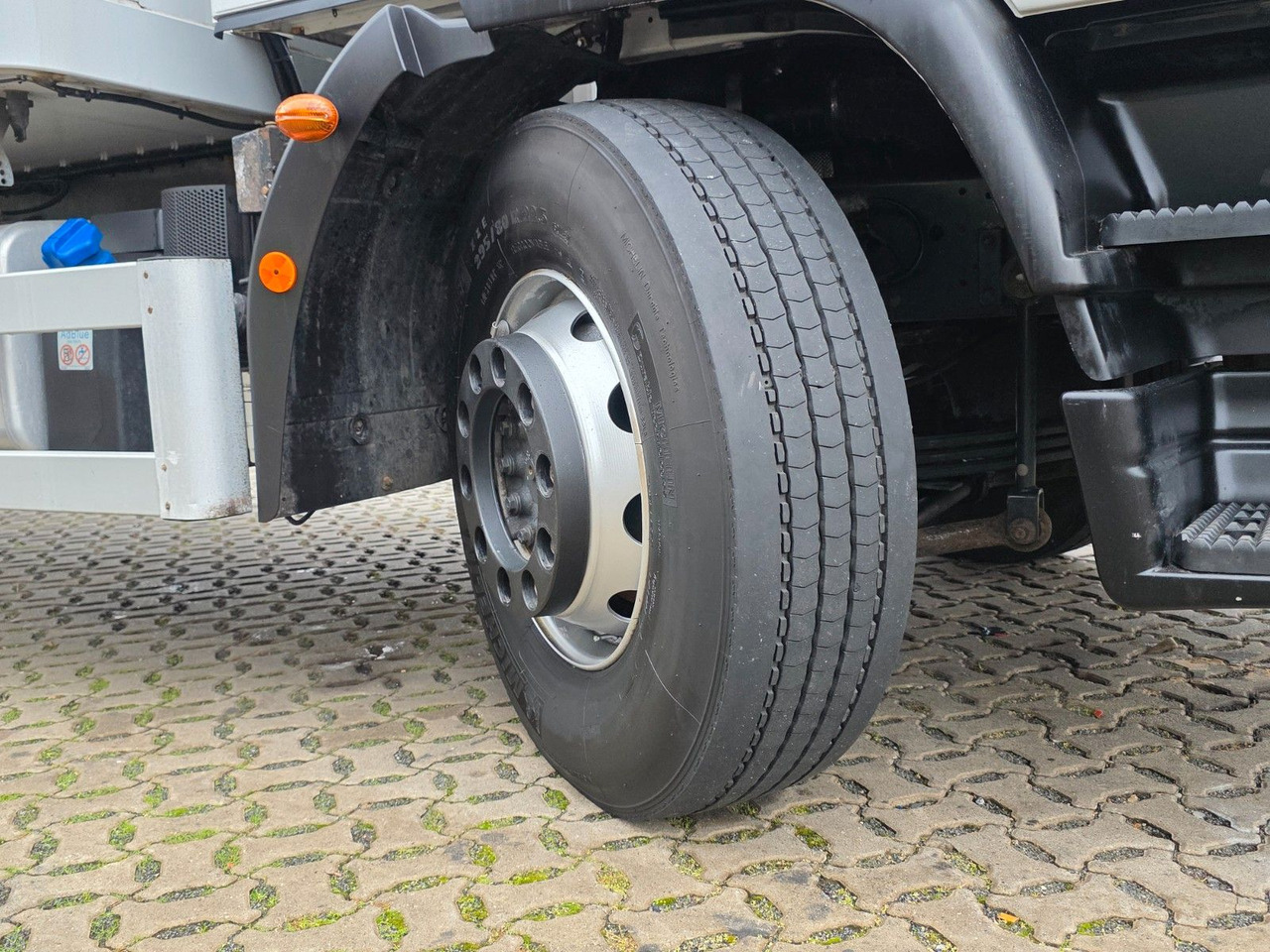 Refrigerator truck Iveco Eurocargo 180-320 / Ldbw / Thermo King: picture 46