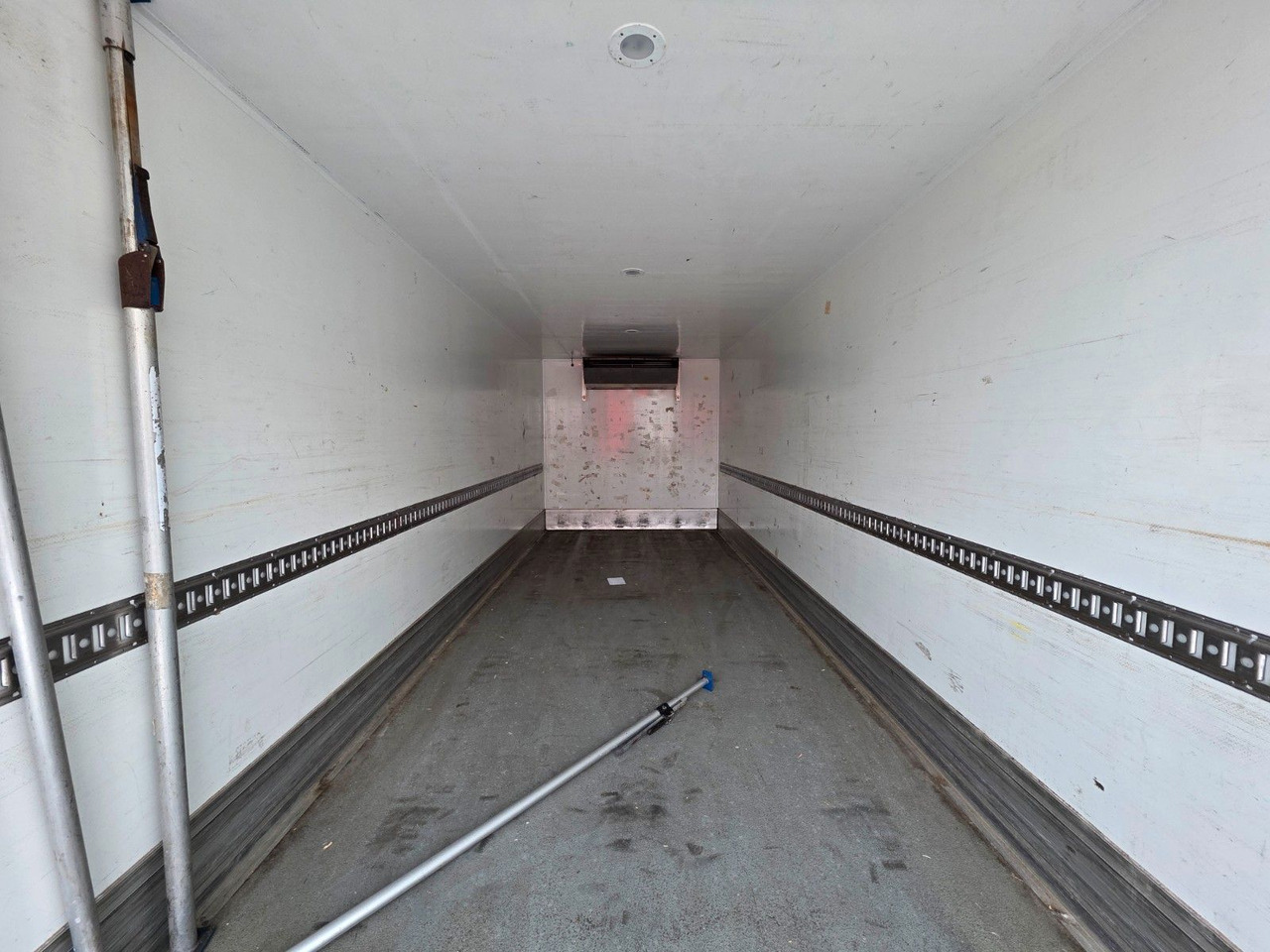 Refrigerator truck Iveco Eurocargo 180-320 / Ldbw / Thermo King: picture 10