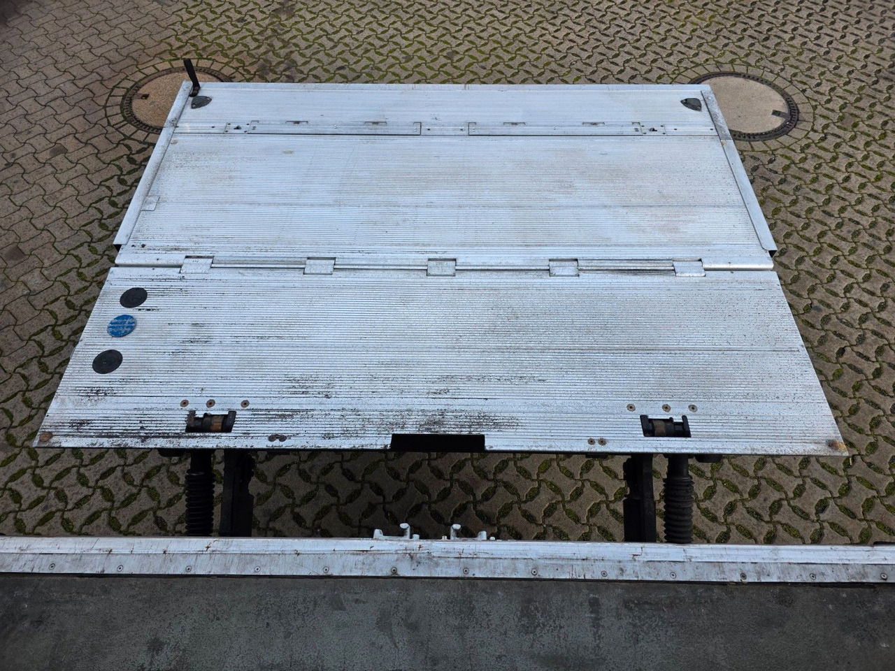 Refrigerator truck Iveco Eurocargo 180-320 / Ldbw / Thermo King: picture 16