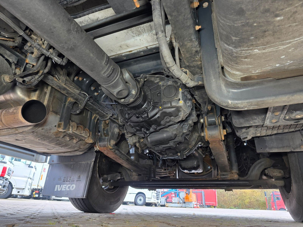 Refrigerator truck Iveco Eurocargo 180-320 / Ldbw / Thermo King: picture 22