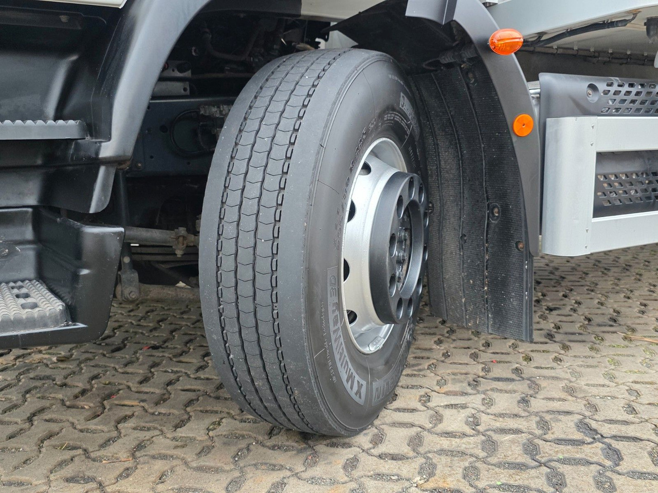 Refrigerator truck Iveco Eurocargo 180-320 / Ldbw / Thermo King: picture 45