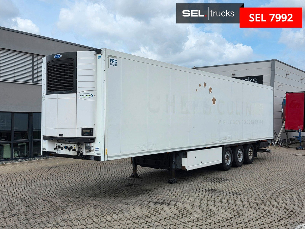 Krone SD / Doppelstock / Ladebordwand / Carrier - Refrigerator semi-trailer: picture 1 Krone SD / Doppelstock / Ladebordwand / Carrier - Refrigerator semi-trailer: picture 1
