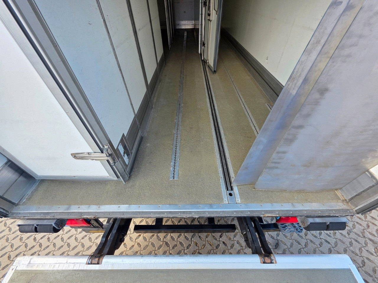 Refrigerator truck MAN TGM 18.290 4X2 LL / Ldbw / Thermo King T-1200R: picture 12