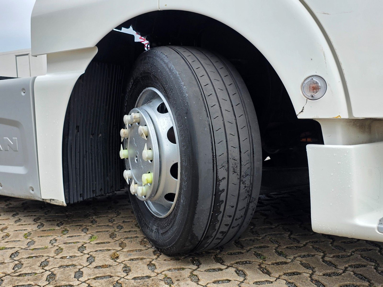 Tractor unit MAN TGX 18.400 4x2 LLS-U / ZF Intarder / Hubkupplung: picture 27 Tractor unit MAN TGX 18.400 4x2 LLS-U / ZF Intarder / Hubkupplung: picture 27