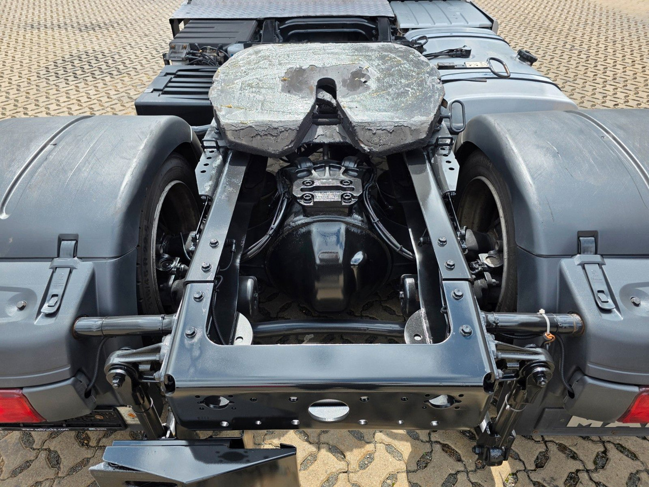 Tractor unit MAN TGX 18.400 4x2 LLS-U / ZF Intarder / Hubkupplung: picture 9 Tractor unit MAN TGX 18.400 4x2 LLS-U / ZF Intarder / Hubkupplung: picture 9