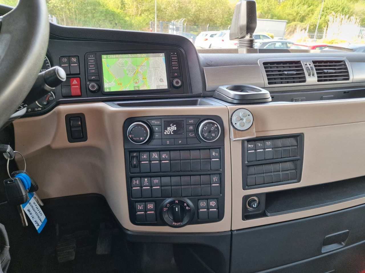 Tractor unit MAN TGX 18.460 4X2 BLS / Retarder / PTO / Standklima: picture 24