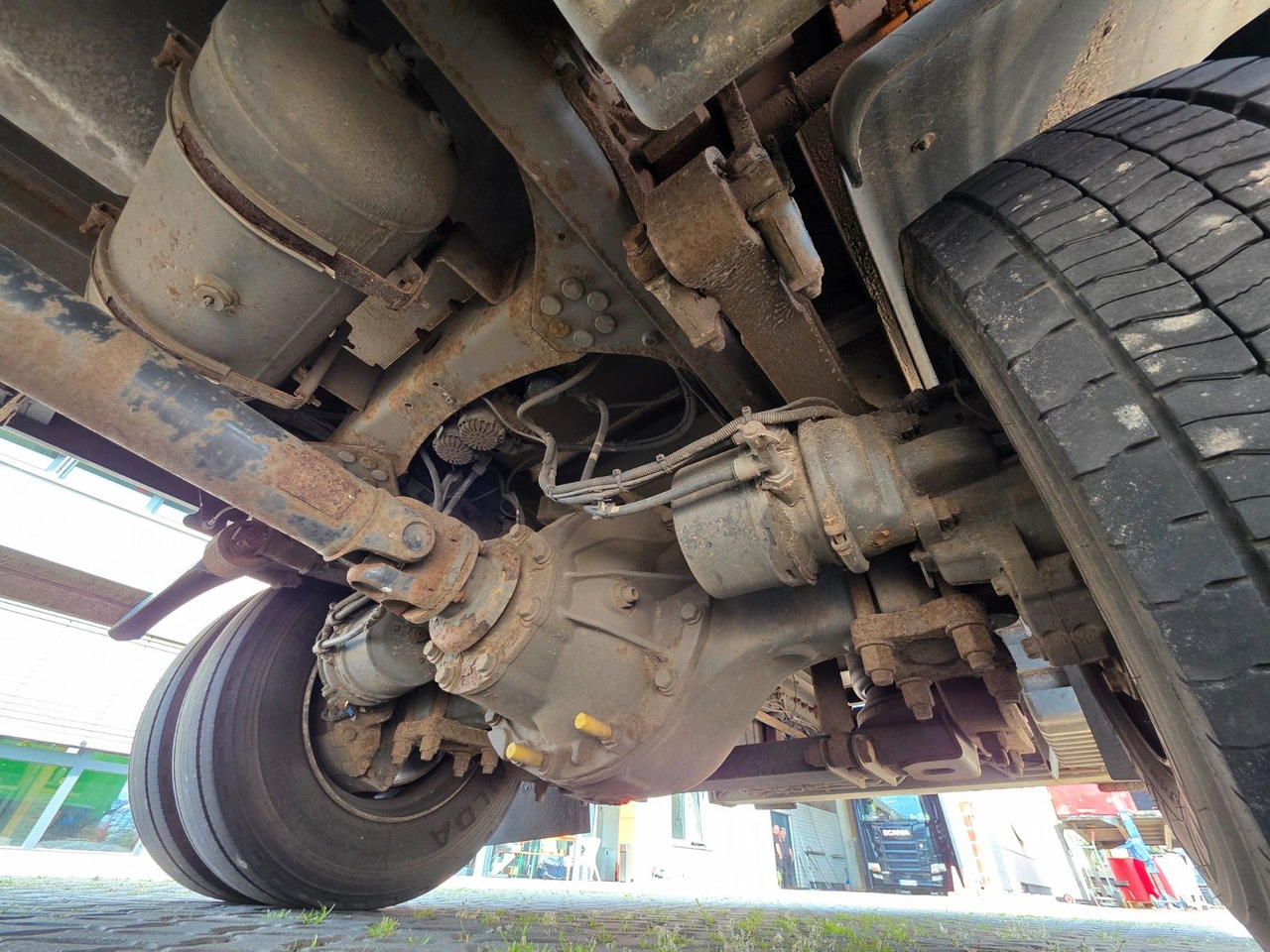 Curtainsider truck Volvo FL 240: picture 14 Curtainsider truck Volvo FL 240: picture 14