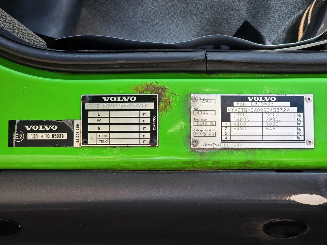 Curtainsider truck Volvo FL 240: picture 15 Curtainsider truck Volvo FL 240: picture 15