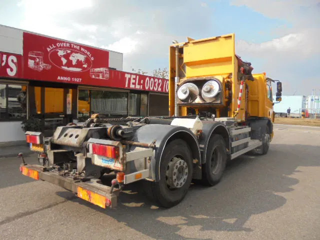 DAF 75.240 75 240 6X2 - Garbage truck: picture 3 DAF 75.240 75 240 6X2 - Garbage truck: picture 3