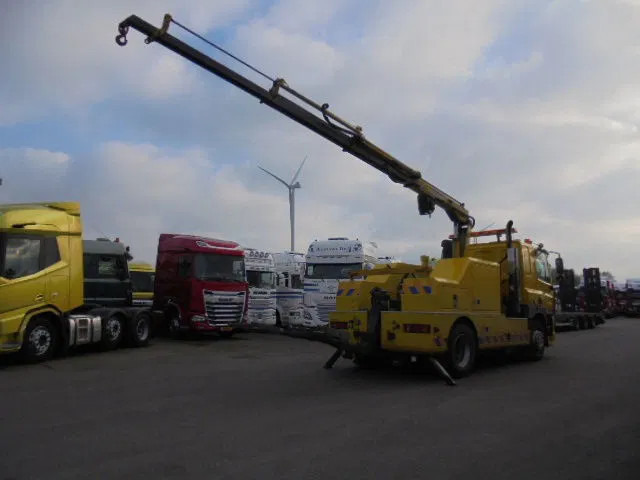 DAF CF 85 360 NL TRUCK - Tow truck: picture 4 DAF CF 85 360 NL TRUCK - Tow truck: picture 4