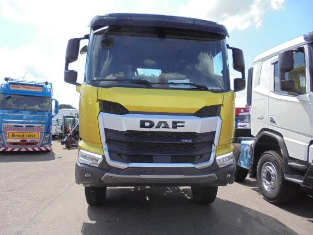 DAF XD 450 F 8X4 NIEUW MET FABRIEKS GARANTIE - Cab chassis truck: picture 2 DAF XD 450 F 8X4 NIEUW MET FABRIEKS GARANTIE - Cab chassis truck: picture 2