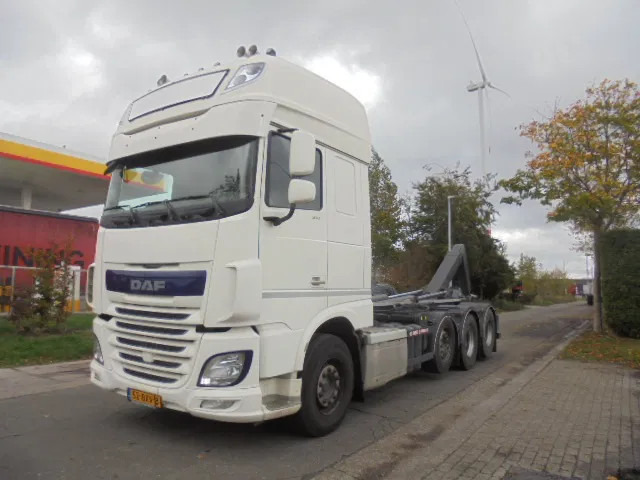 DAF XF 106 510 8X2 TRIPLE NL TRUCK - Hook lift truck: picture 1 DAF XF 106 510 8X2 TRIPLE NL TRUCK - Hook lift truck: picture 1