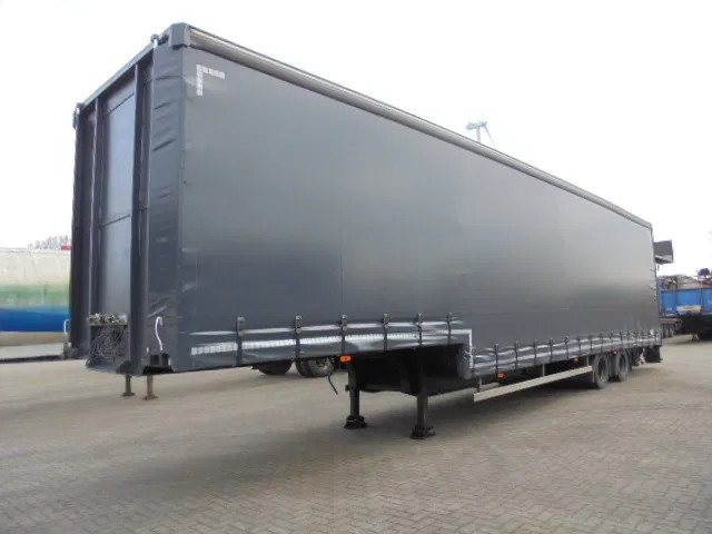 Fruehauf ONCZ 30-218 A - Low loader semi-trailer: picture 1 Fruehauf ONCZ 30-218 A - Low loader semi-trailer: picture 1