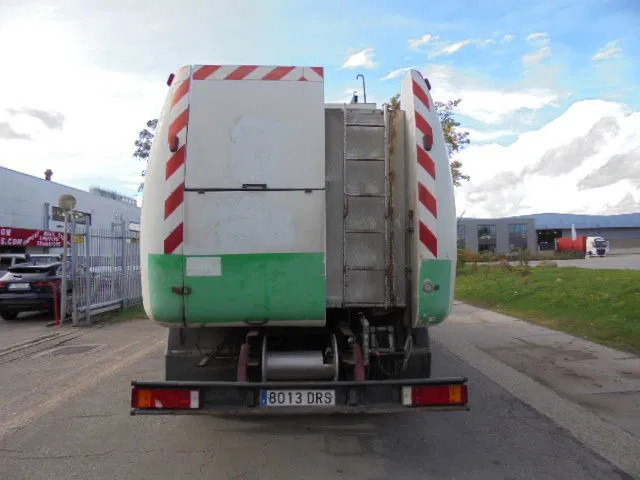Iveco Stralis 270 - Tank truck: picture 5 Iveco Stralis 270 - Tank truck: picture 5