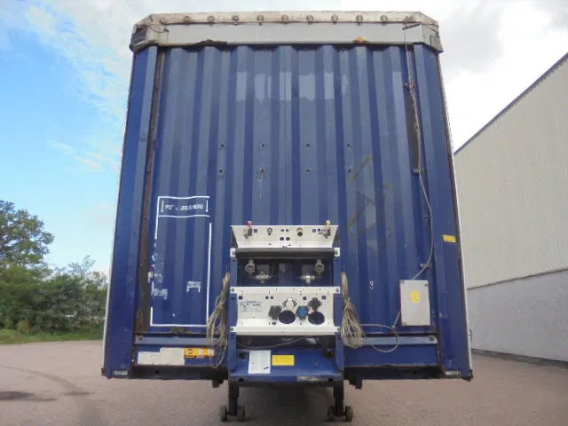 Krone SD NL KENTEKEN BPW TROMMEL ASSEN 35 IN STOCK - Curtainsider semi-trailer: picture 2 Krone SD NL KENTEKEN BPW TROMMEL ASSEN 35 IN STOCK - Curtainsider semi-trailer: picture 2