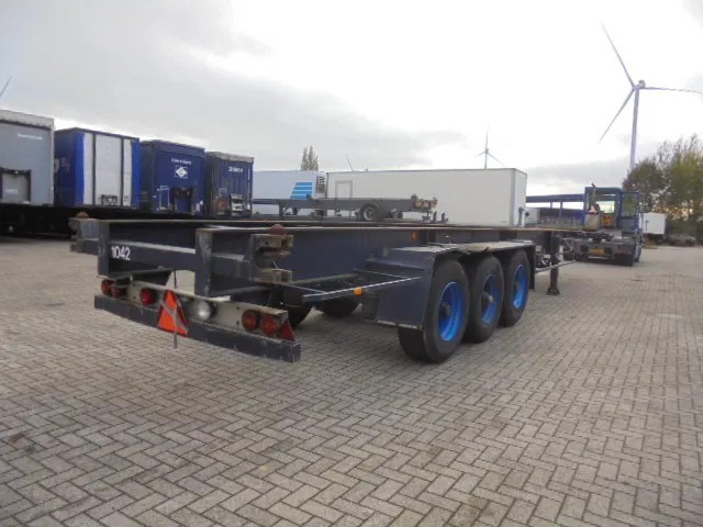 LAG 0-3-34 - Container transporter/ Swap body semi-trailer: picture 4 LAG 0-3-34 - Container transporter/ Swap body semi-trailer: picture 4