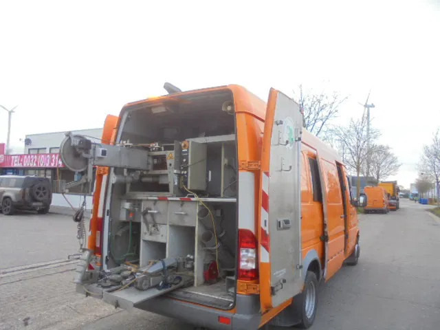 Mercedes-Benz Sprinter 412 D Riool camera wagen APK 09-2026 - Vacuum truck: picture 3 Mercedes-Benz Sprinter 412 D Riool camera wagen APK 09-2026 - Vacuum truck: picture 3