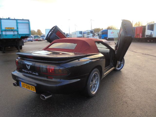 Pontiac Firebird AUT CONVERTIBLE - Car: picture 4 Pontiac Firebird AUT CONVERTIBLE - Car: picture 4