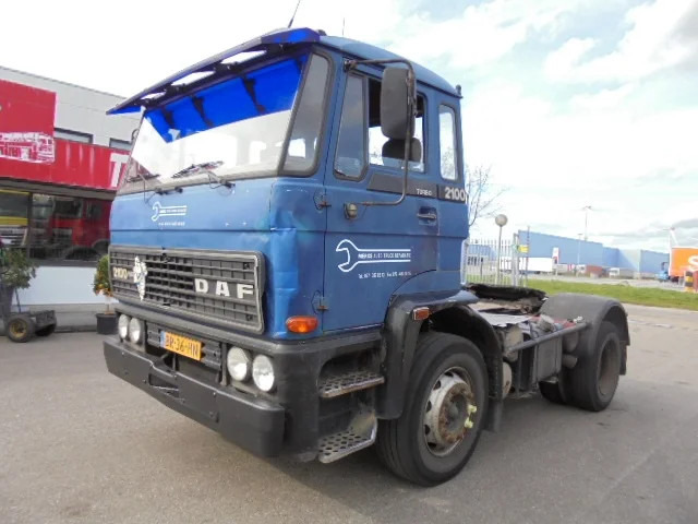 DAF 2100 DHTD - Tractor unit: picture 1 DAF 2100 DHTD - Tractor unit: picture 1