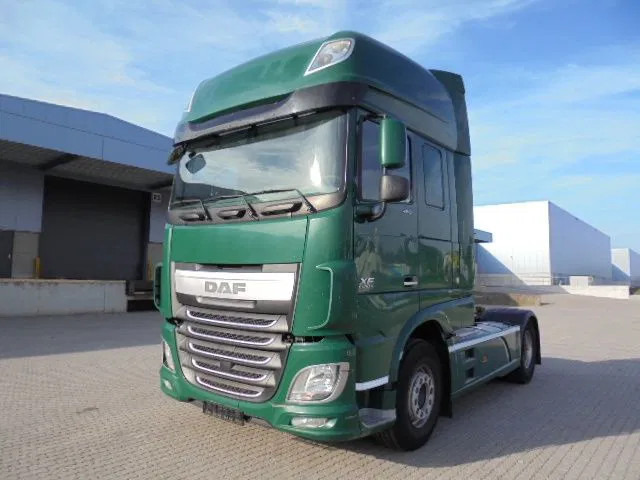 DAF XF 106.460 SUPER SPACE CAB - Tractor unit: picture 1 DAF XF 106.460 SUPER SPACE CAB - Tractor unit: picture 1