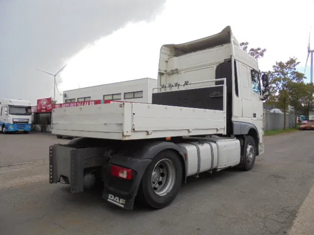 DAF XF 440 - Tractor unit: picture 5 DAF XF 440 - Tractor unit: picture 5