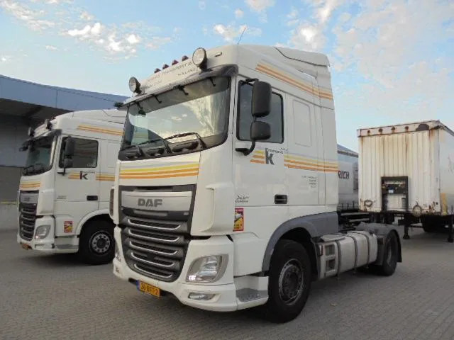 DAF XF 440 - Tractor unit: picture 1 DAF XF 440 - Tractor unit: picture 1