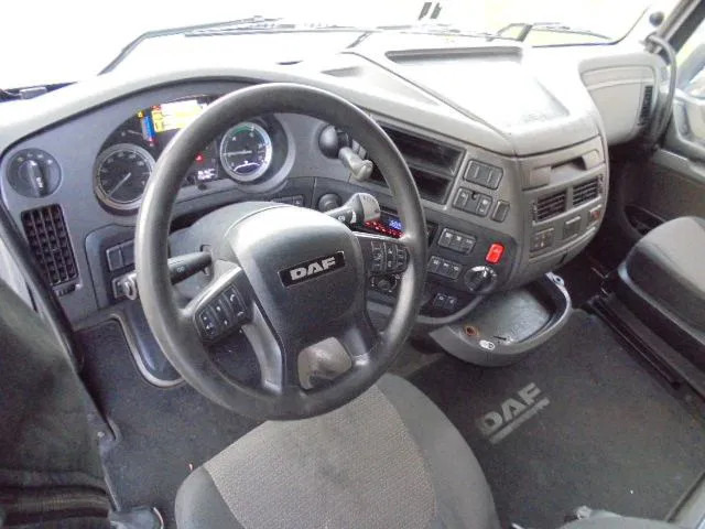 Tractor unit DAF XF 440 SPACE CAB: picture 8 Tractor unit DAF XF 440 SPACE CAB: picture 8