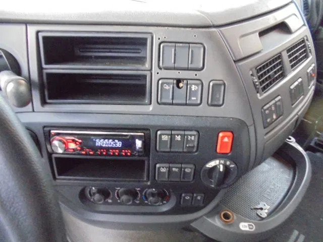 Tractor unit DAF XF 440 SPACE CAB: picture 10 Tractor unit DAF XF 440 SPACE CAB: picture 10