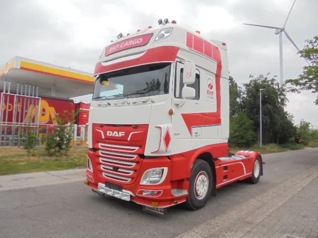 DAF XF 530 SSC INTARDER - Tractor unit: picture 1 DAF XF 530 SSC INTARDER - Tractor unit: picture 1