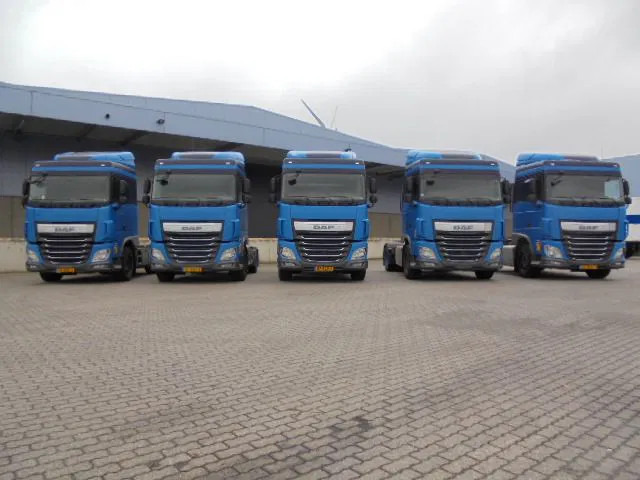 DAF XF XF 106 SPACECAB - Tractor unit: picture 2 DAF XF XF 106 SPACECAB - Tractor unit: picture 2
