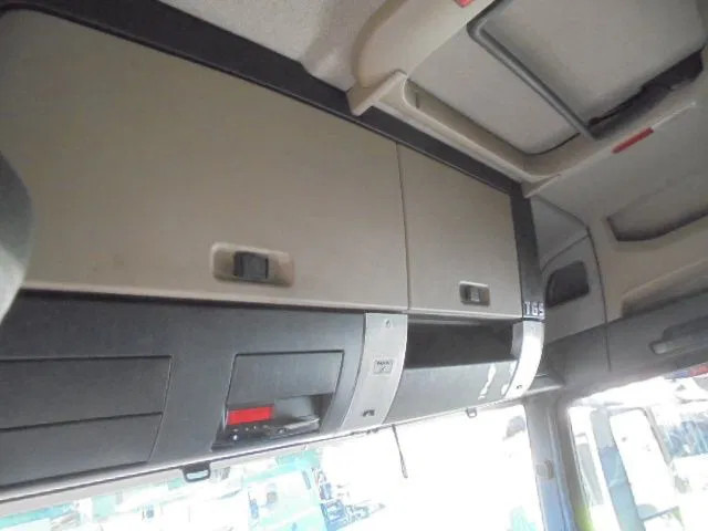 Tractor unit MAN TGS 320 LX: picture 12