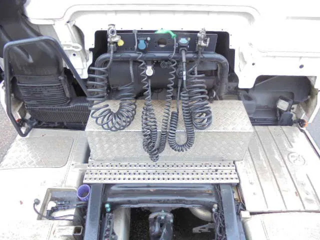 Tractor unit MAN TGX 26.480 XXL 6X2: picture 11 Tractor unit MAN TGX 26.480 XXL 6X2: picture 11