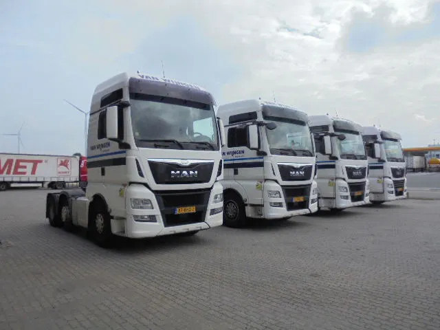 MAN TGX 26-480 XXL - Tractor unit: picture 3 MAN TGX 26-480 XXL - Tractor unit: picture 3