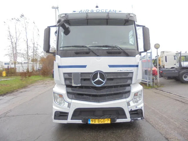 Mercedes-Benz Actros 1840 LS NL TRUCK - Tractor unit: picture 2 Mercedes-Benz Actros 1840 LS NL TRUCK - Tractor unit: picture 2