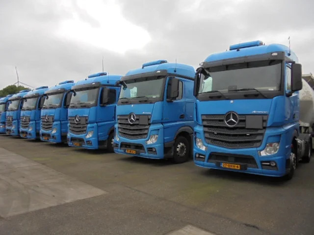 Mercedes-Benz Actros 1842 LS EUR6 10X - Tractor unit: picture 1 Mercedes-Benz Actros 1842 LS EUR6 10X - Tractor unit: picture 1