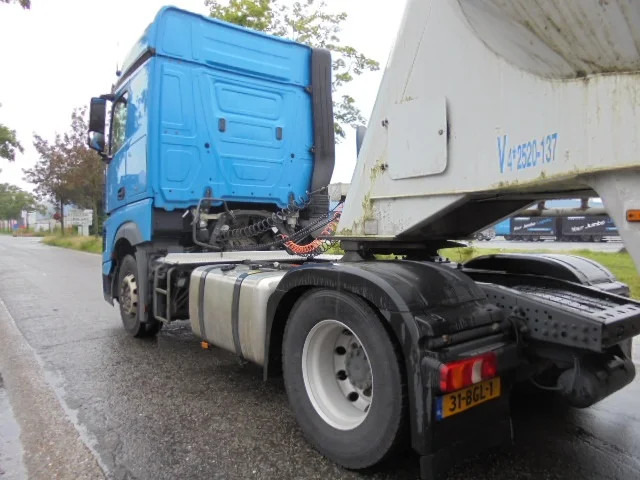 Mercedes-Benz Actros 1842 LS EUR6 - Tractor unit: picture 5 Mercedes-Benz Actros 1842 LS EUR6 - Tractor unit: picture 5