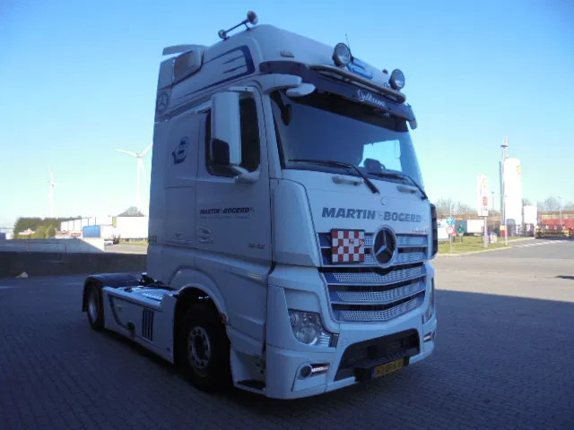 Mercedes-Benz Actros 1842 LS NL TRUCK - Tractor unit: picture 3 Mercedes-Benz Actros 1842 LS NL TRUCK - Tractor unit: picture 3