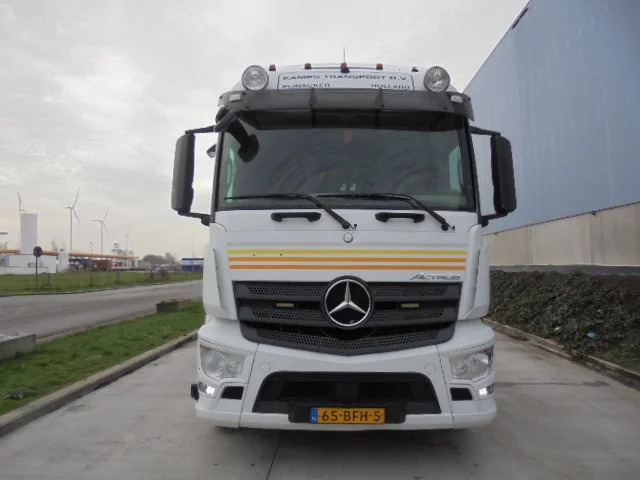 Mercedes-Benz Actros 1940 - Tractor unit: picture 2 Mercedes-Benz Actros 1940 - Tractor unit: picture 2