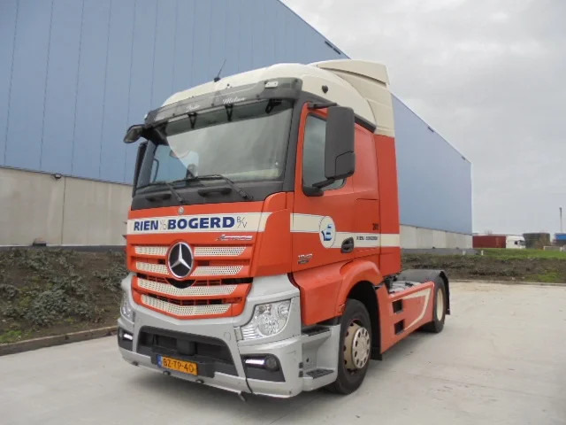 Mercedes-Benz Actros 1942 LS - Tractor unit: picture 1 Mercedes-Benz Actros 1942 LS - Tractor unit: picture 1