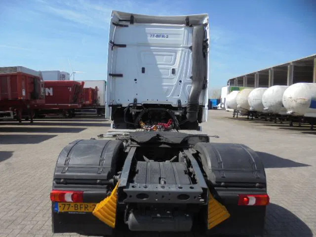 Mercedes-Benz Actros ACTROS 1842 - Tractor unit: picture 4 Mercedes-Benz Actros ACTROS 1842 - Tractor unit: picture 4