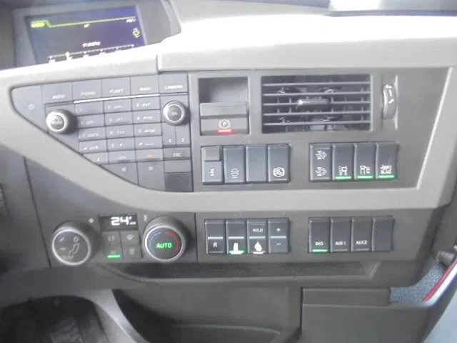 Tractor unit Volvo FH 420 NL TRUCK APK 09-26: picture 14