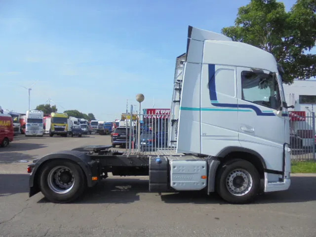 Volvo FH 420 NL TRUCK - Tractor unit: picture 4 Volvo FH 420 NL TRUCK - Tractor unit: picture 4