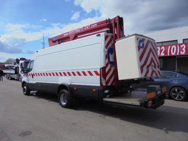Iveco Daily 70 70C17 - Truck, Crane truck: picture 4 Iveco Daily 70 70C17 - Truck, Crane truck: picture 4