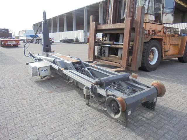 VDL S25-620 - Hook lift truck: picture 3 VDL S25-620 - Hook lift truck: picture 3