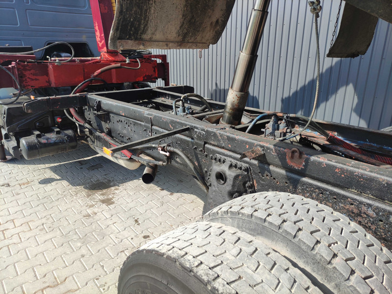Scania 113.320 dump truck - Tipper, Crane truck: picture 4 Scania 113.320 dump truck - Tipper, Crane truck: picture 4