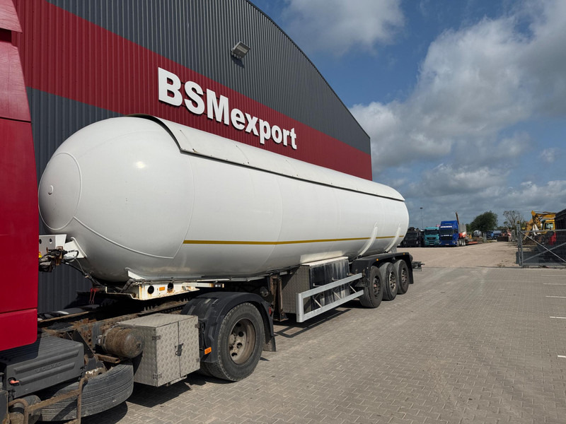 ROBINE Fauvet-GIR, 50646 l + meter + pump - Semi-trailer: picture 1 ROBINE Fauvet-GIR, 50646 l + meter + pump - Semi-trailer: picture 1