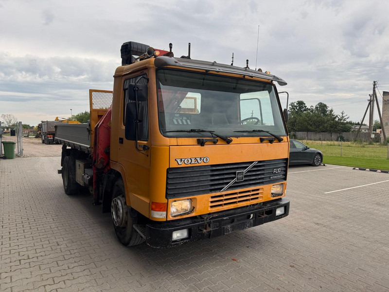 Volvo FL 10 + Palfinger PK 105 B - 3 - Tipper, Crane truck: picture 2 Volvo FL 10 + Palfinger PK 105 B - 3 - Tipper, Crane truck: picture 2