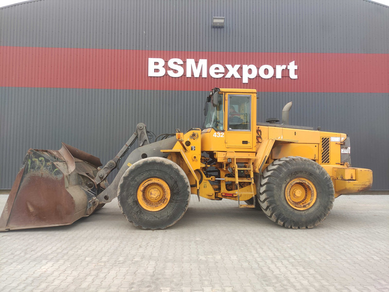 Volvo L220 wheel loader - Wheel loader: picture 5 Volvo L220 wheel loader - Wheel loader: picture 5