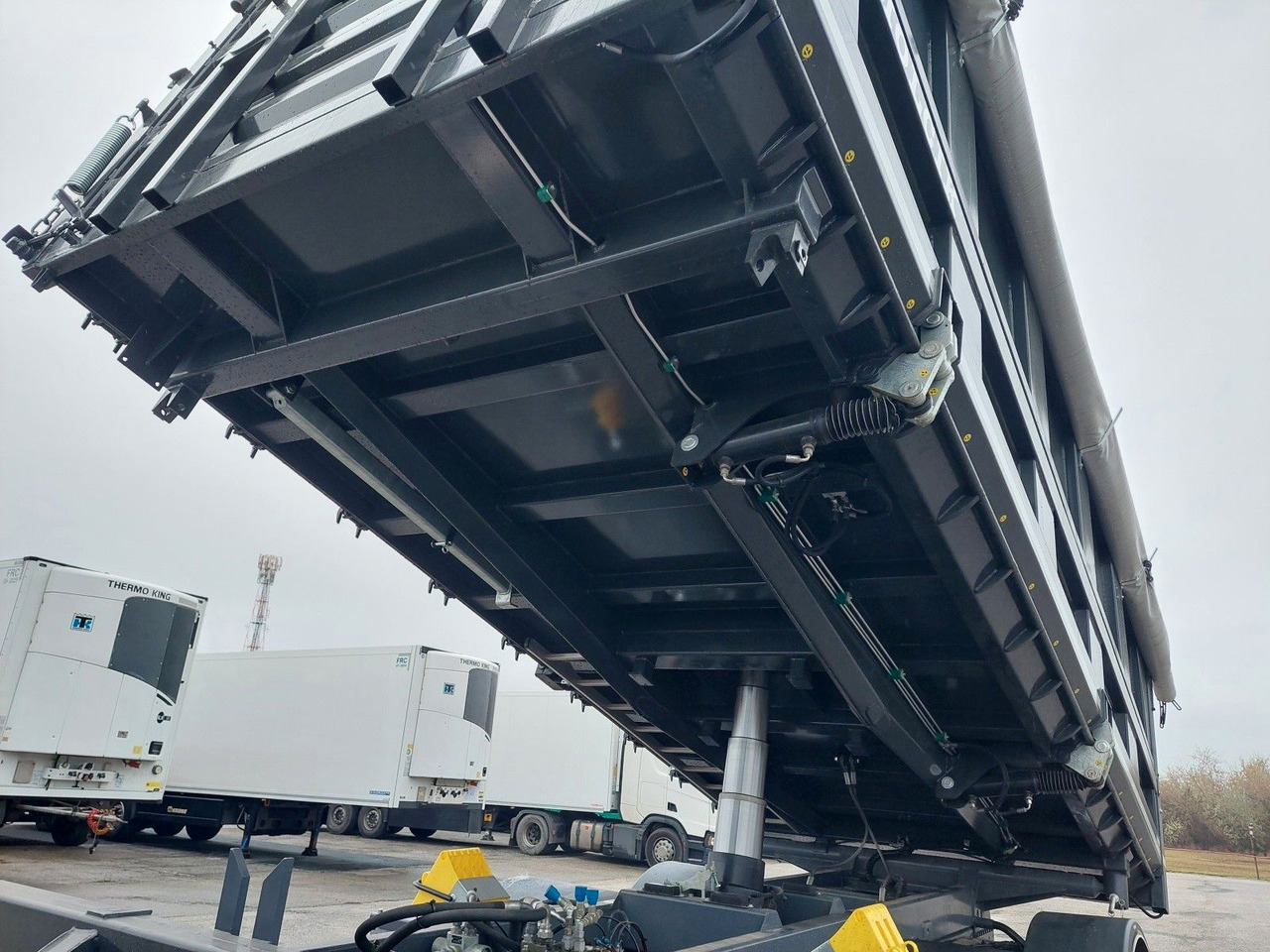 Iveco X-WAY AT280X48Y/PS HR ON+ 6x2 Bordmatik - Tipper: picture 5 Iveco X-WAY AT280X48Y/PS HR ON+ 6x2 Bordmatik - Tipper: picture 5