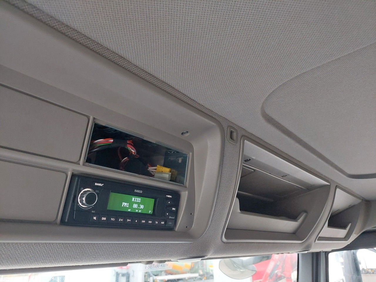 Tipper for transportation of bulk materials Iveco X-WAY AT280X48Y/PS HR ON+ 6x2 Bordmatik: picture 43 Tipper for transportation of bulk materials Iveco X-WAY AT280X48Y/PS HR ON+ 6x2 Bordmatik: picture 43